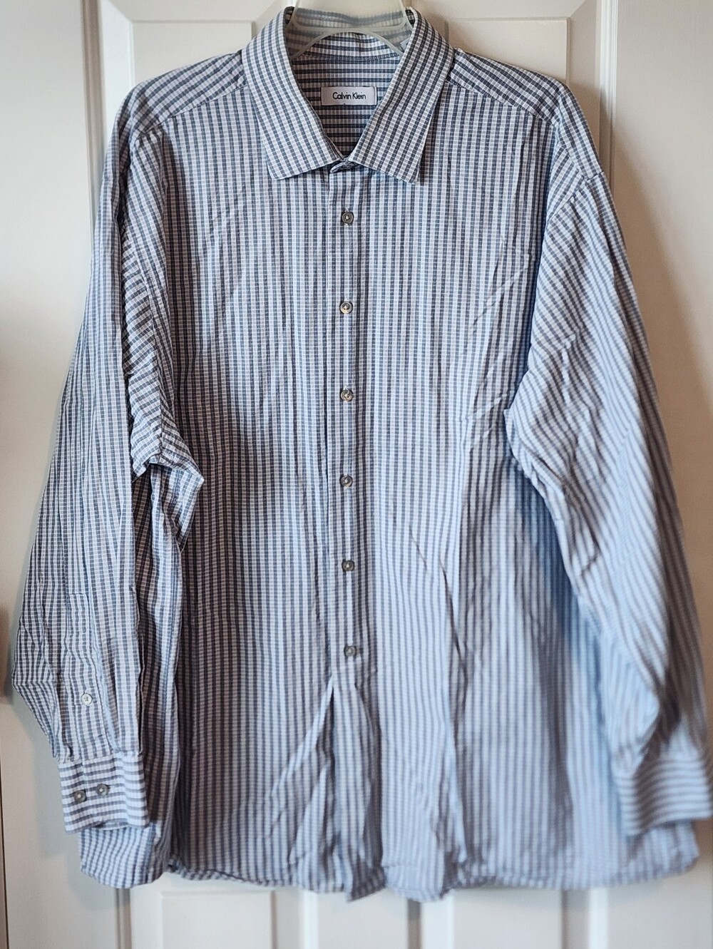Mens Calvin Klein Gray and White Micro-Stripe Dress Shirt 18.5 Neck, 34/35